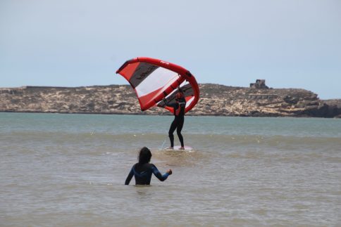 Stage de wingfoil de 8h à Essaouira: débutant et intermédiaire